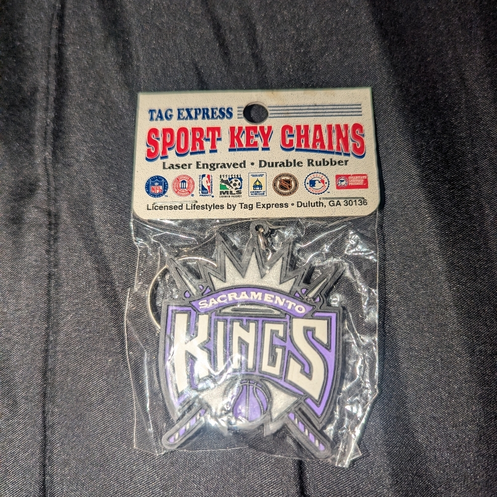 New In Bag Tag Express Vintage Sacramento Kings Rubber Keychain